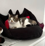 Kuschelsofa für Katzen Hunde Kaninchen - Vampir Fledermaus Schwarz Rot
