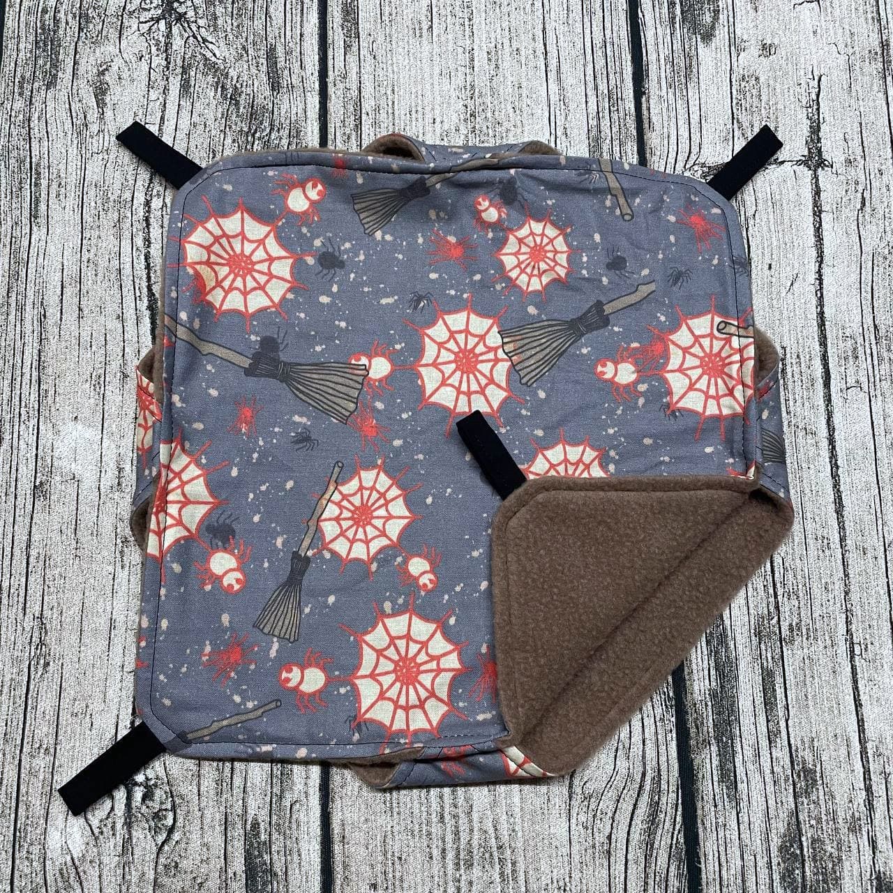 Doppelstöckige Hängematte M - Hexenbesen Spinnweben Taupe