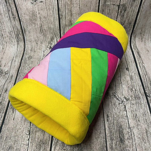 Kuschelrolle Kuscheltunnel - Charity Patchwork 2026 - Bunt Gelb