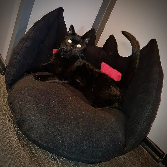 Kuschelsofa für Katzen Hunde Kaninchen - Vampir Fledermaus Schwarz Rot