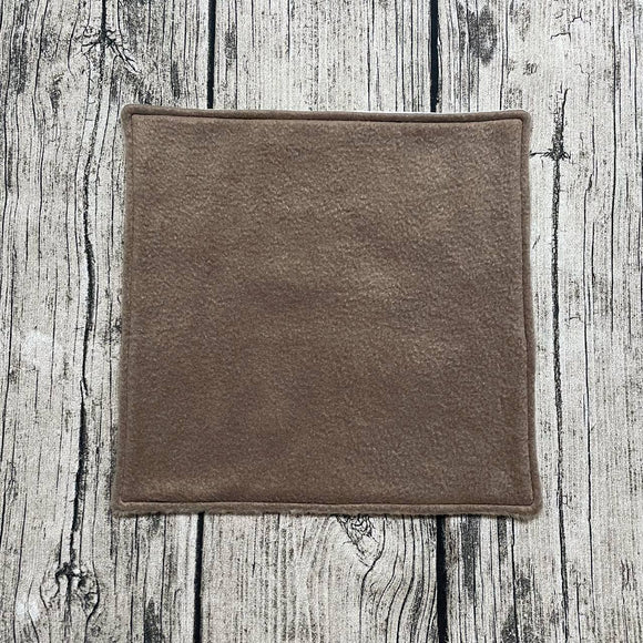 Pipipad für Kuschelsack 1-lagig ca. 25 cm x 25 cm Taupe