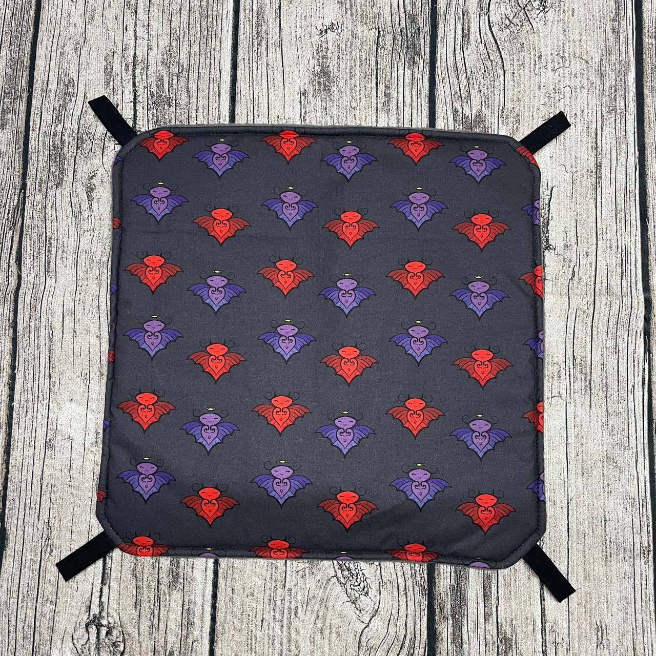 Hängematte L mit Volumenvliesfüllung - Batwinged Angel And Devil